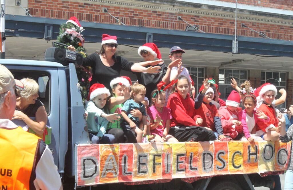 The Dalefield School party had a high-rise view. PHOTO/GERALD FORD