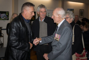 Lieutenant General Konstantinos Floros, Deputy Chief of the Hellenic National Defence General Staff, meets 100-year-old war veteran Haddon Donald. PHOTO JADE CVETKOV